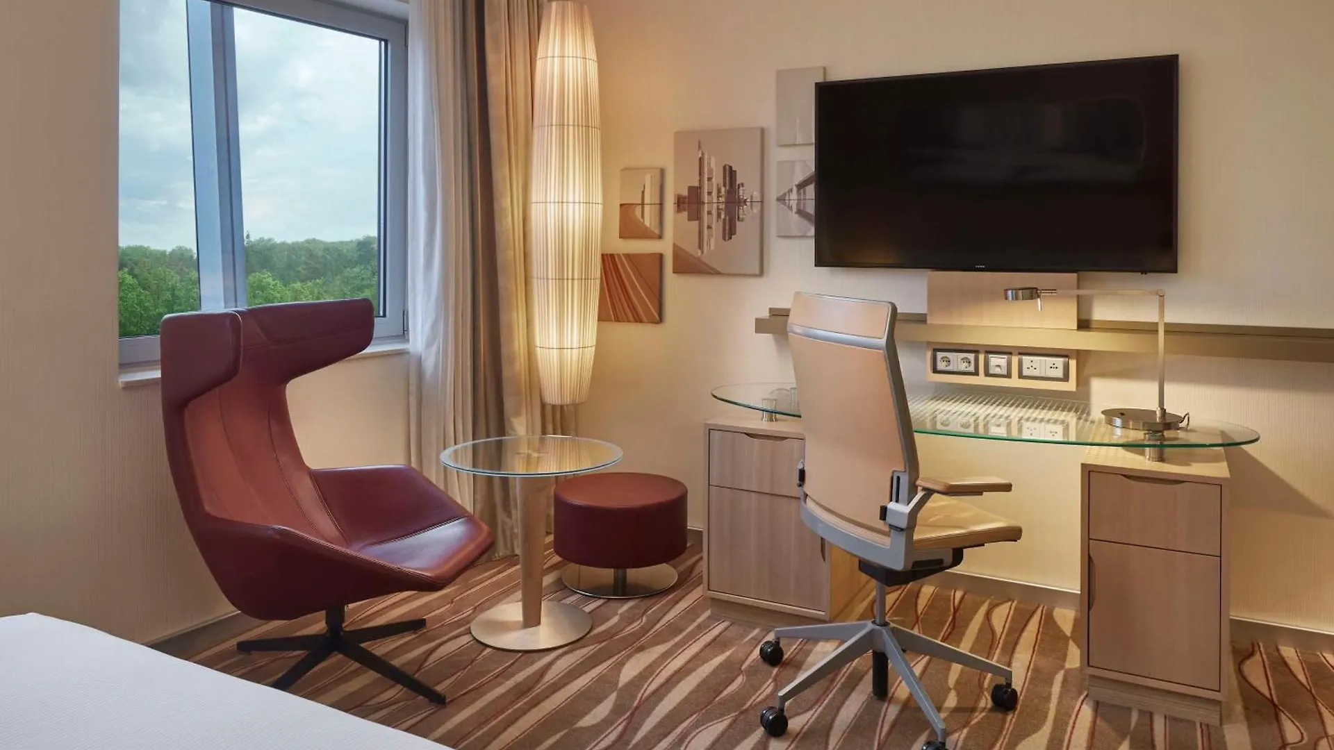 מלון פרנקפורט Hilton Frankfurt Airport
