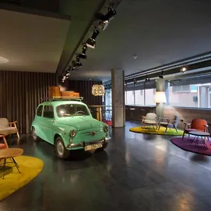 Sixties Ramblas 3* برشلونة